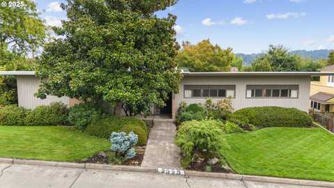 2323 OLIVE ST, Eugene, OR 97405