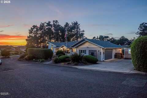 546 NW 54TH ST, Newport, OR 97365