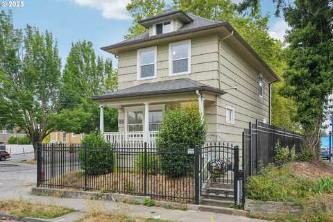 603 NE HALSEY ST, Portland, OR 97232