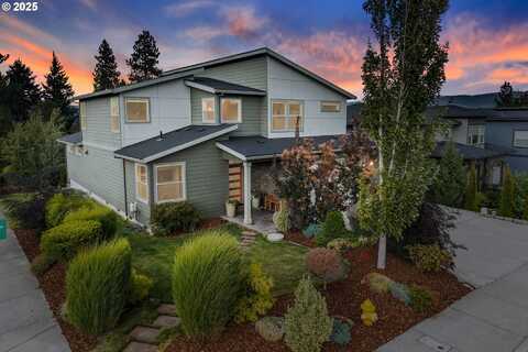 3990 Carr DR, Hood River, OR 97031