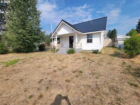 201 N 1ST ST, Glenwood, WA 98619