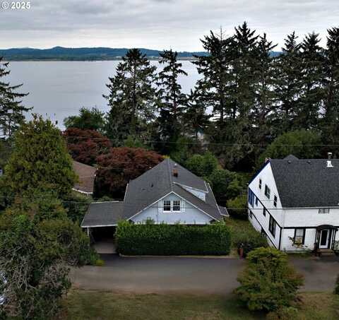 729 ERIE AVE, Astoria, OR 97103