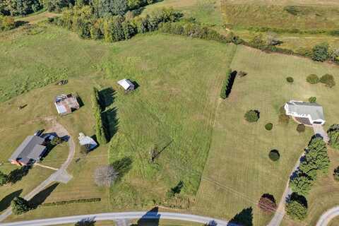 6 Bramlett RD, Moneta, VA 24121