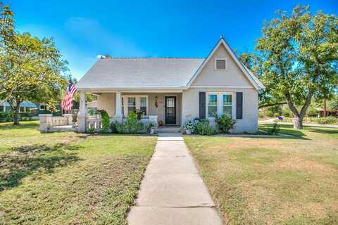 721 W Washington Dr, San Angelo, TX 76901