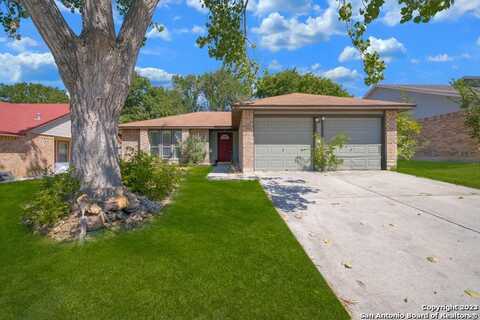 7915 FOREST CABIN, Live Oak, TX 78233