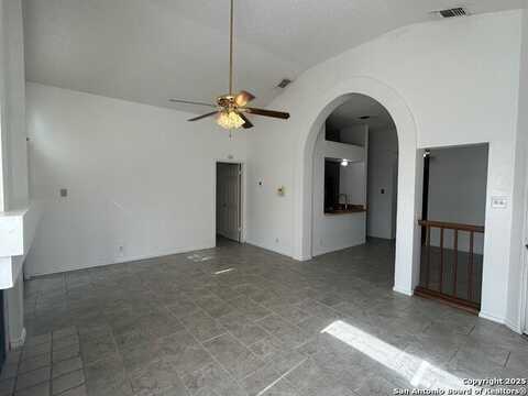 3046 Beacon Field Dr, San Antonio, TX 78245