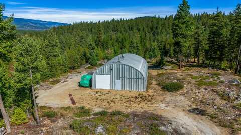 1770 Highway 211 Hwy, Newport, WA 99156