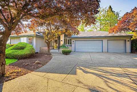 9718 W Masters Ln, Cheney, WA 99004