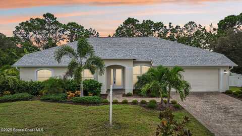 2051 Thornwood Drive SE, Palm Bay, FL 32909