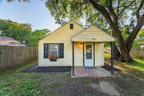 2037 S Washington Ave, Wichita, KS 67211