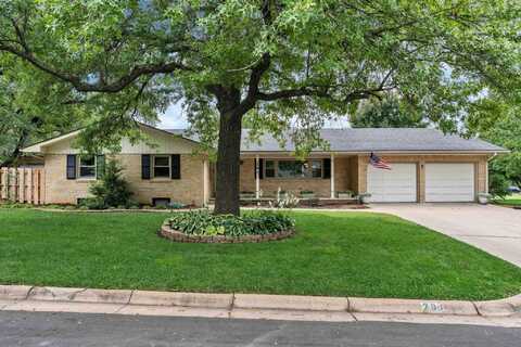 291 W Westwood Dr, Augusta, KS 67010