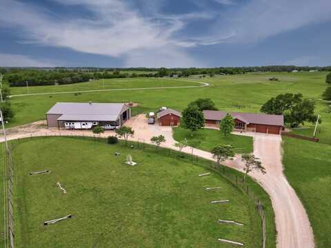 18071 65th Rd, Winfield, KS 67156