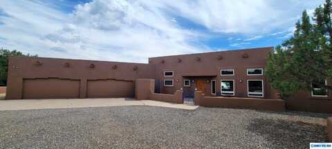 31 Mount Olympus Road, Silver City, NM 88061