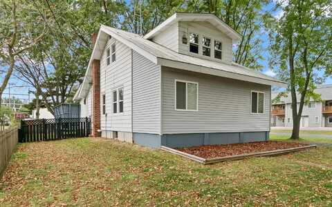 135 N Birney Street, Wisconsin Dells, WI 53965