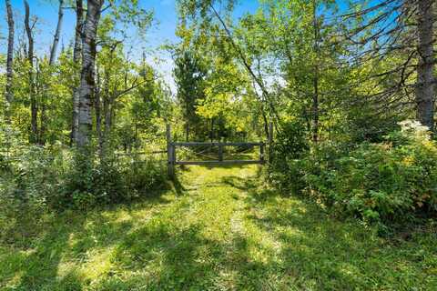 Double Bend Road, Argonne, WI 54511