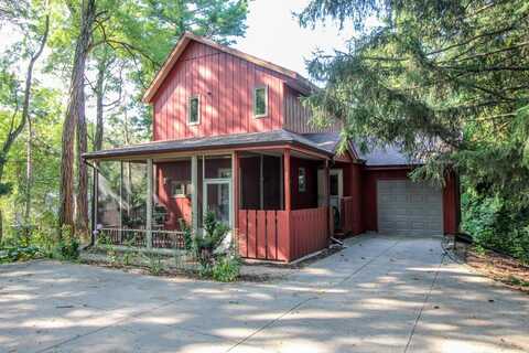N4522 Park Road, Cambridge, WI 53523