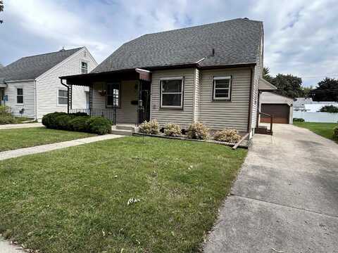 37 S Fremont Street, Janesville, WI 53545