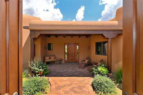 3045 Monte Sereno, Santa Fe, NM 87506