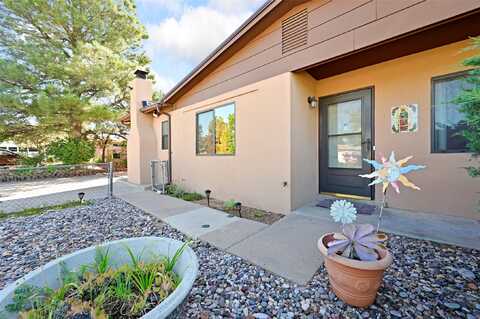 2317 Calle Pacifica, Santa Fe, NM 87505