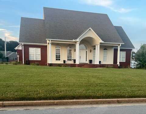 253 Mary Ellen Dr, Muscle Shoals, AL 35661