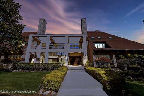undefined, Staten Island, NY 10307
