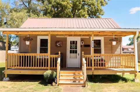 213 Washington Boulevard, Salem, IN 47167