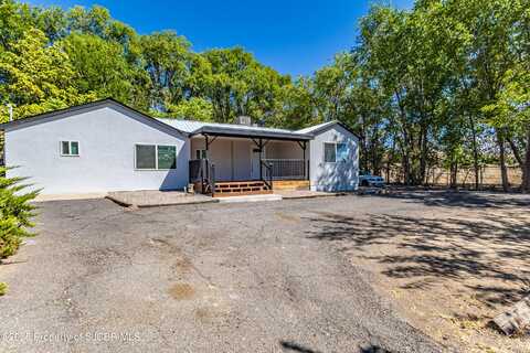 2110 W APACHE Street, Farmington, NM 87401