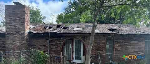 219 E Clearman Street, Bartlett, TX 76511