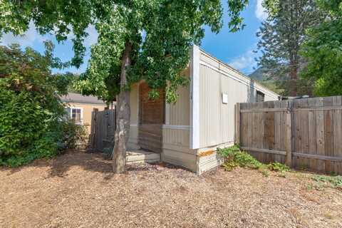 7001 Rogue River Highway, Grants Pass, OR 97527