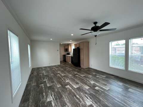 337 Kingsbrook, Newport, MI 48166