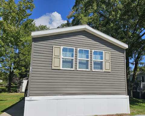 1748 Magnolia, Monroe, MI 48161