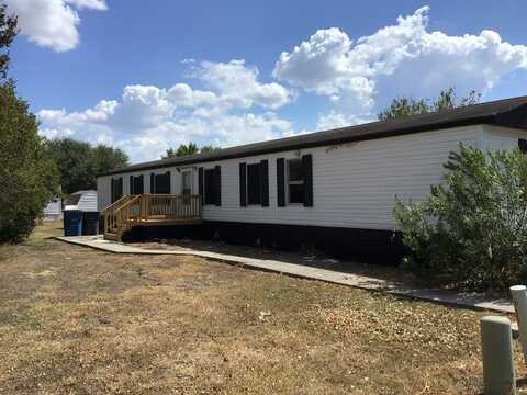 131 Black Hawk Tr, New Braunfels, TX 78130