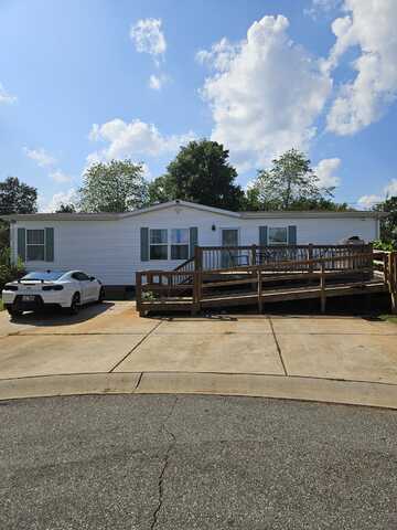 9900 Ashe Ct, Charlotte, NC 28215
