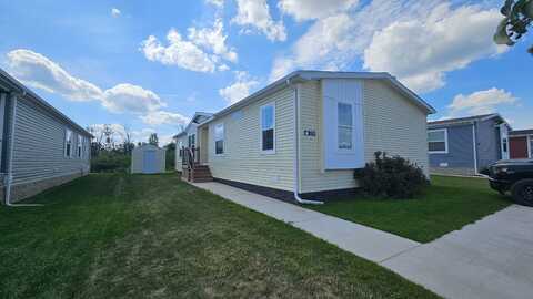 9778 Besants Ct, Fenton, MI 48430