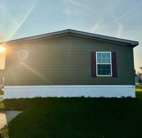 1207 Strandwyck, Monroe, MI 48161