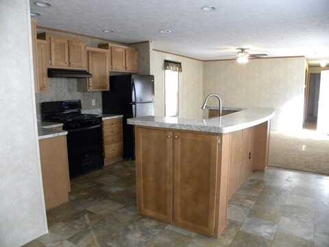 276 West Woodside, Holland, OH 43528