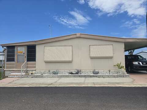 6121 Easy Dr., Port Richey, FL 34668