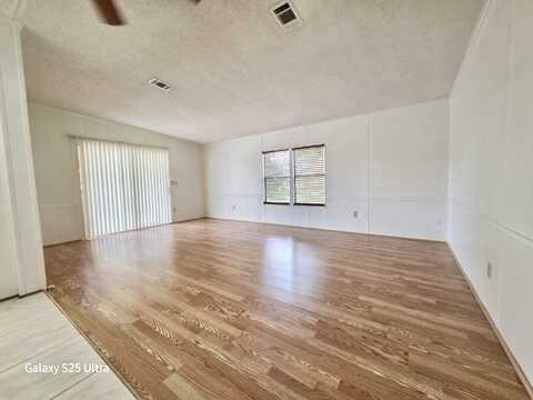 1409 Hollyhock Circle, Apopka, FL 32703