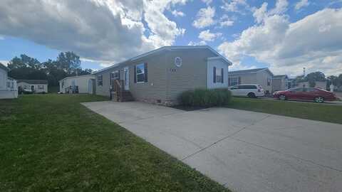 9852 Rembrandt Way, Fenton, MI 48430