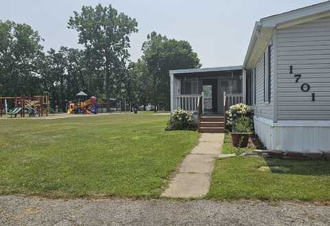 1701 Pinecroft, Monroe, MI 48161