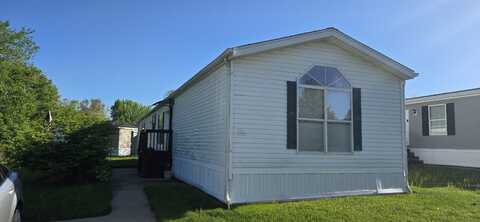 16430 Park Lake Rd. #40, East Lansing, MI 48823