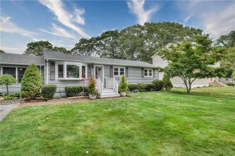 7 Cosett Road, Warwick, RI 02886