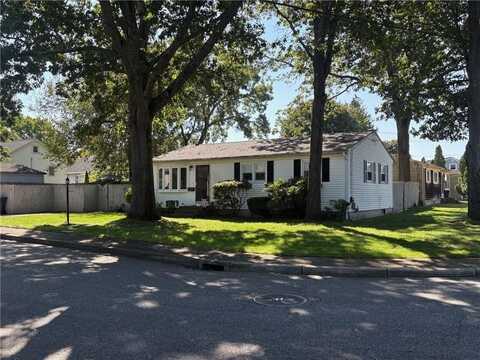 100 Elberta Street, Warwick, RI 02889