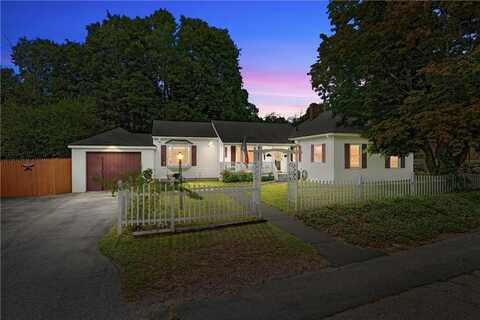 229 Linden Avenue, Woonsocket, RI 02895