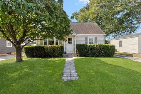 15 Saxonia Road, Cranston, RI 02920
