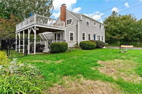 41 Spadina Avenue, Warwick, RI 02889
