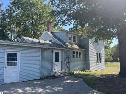 330 Center Street, Omer, MI 48749