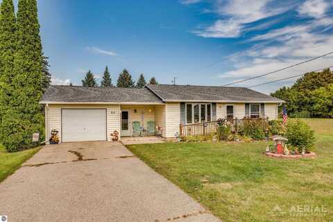 311 E Main, Hale, MI 48739