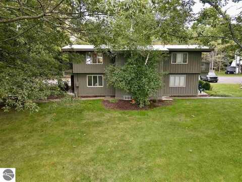 5712 Shanty Creek Road, Bellaire, MI 49615