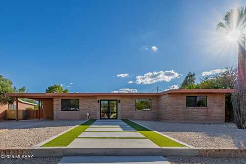 2131 N Frannea Drive, Tucson, AZ 85712